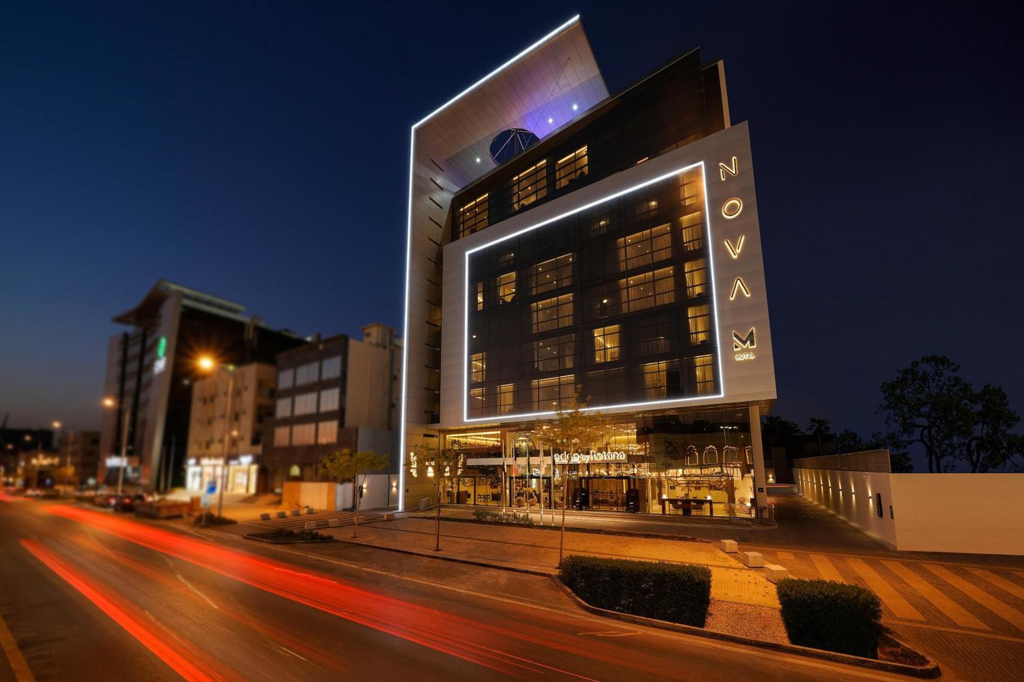 Nova M Hotel, Edge By Rotana Rijád Exteriér fotografie